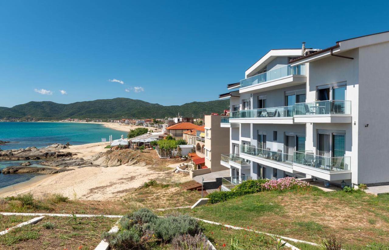 Almare Seaside Studios & Suites - Sarti Sithonia Екстер'єр фото